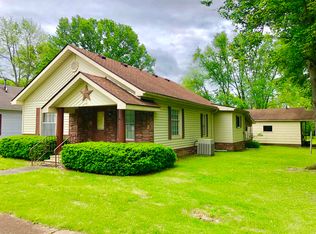 502 W Patton St, Valier, IL 62891