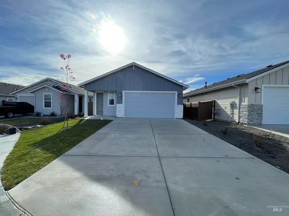 1443 E Prairiefire St, Meridian, ID 83646
