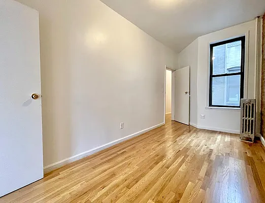 Rented by Parlor Real Estate Corp | media 6