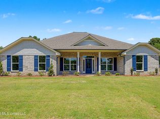 214 Farley Rd, Byhalia, MS 38611