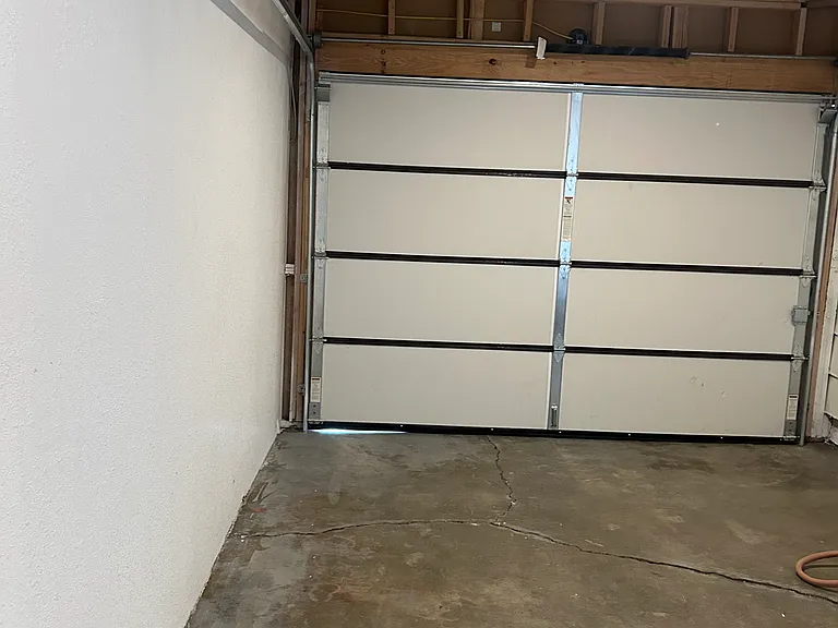 2049 Desoto St — Photo 18