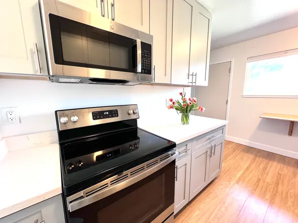 1118 Delaware St APT B, Berkeley, CA 94702