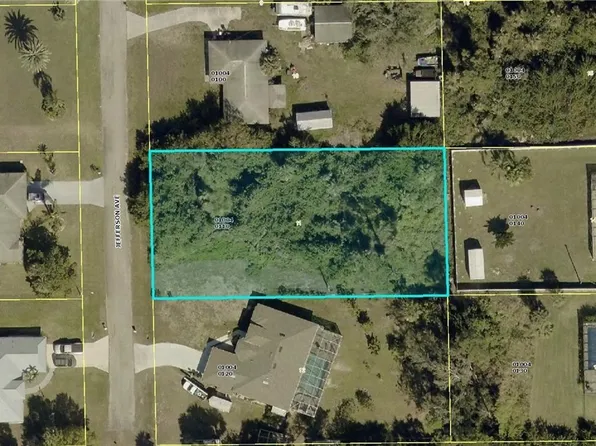 402 Jefferson Ave, Lehigh Acres, FL 33936