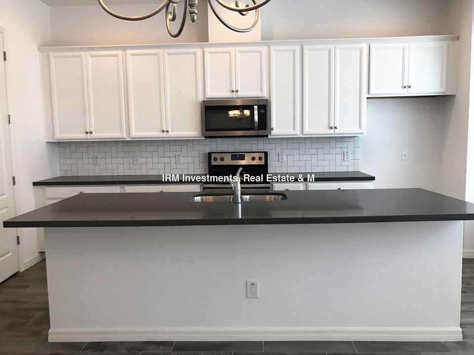 2nd image of 461 Windmill Palm Cir