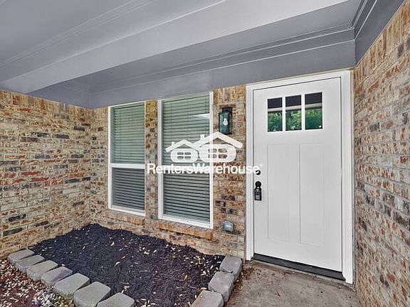 4th image of 3945 Spoonwood Ln
