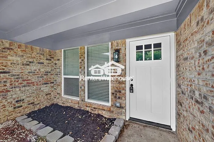 3945 Spoonwood Ln — Photo 4