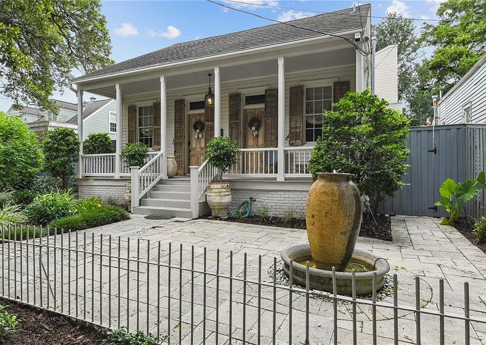 1st image of 520 Nashville Ave
