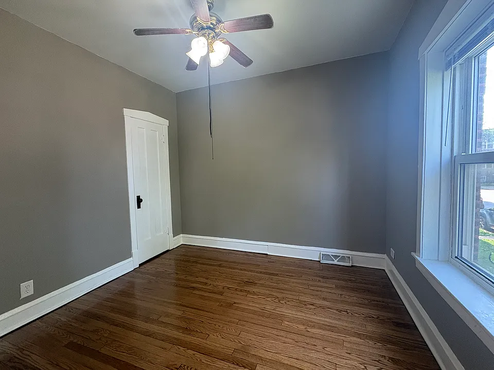 1307 N Keeler Ave #1