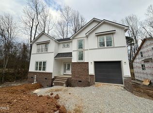 409 Winding Wood Dr, Clayton, NC 27520