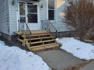 1318 3rd St #1, Rensselaer, NY 12144