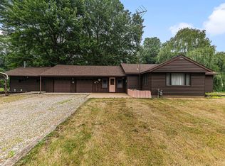 126 Florence St, Plainwell, MI 49080