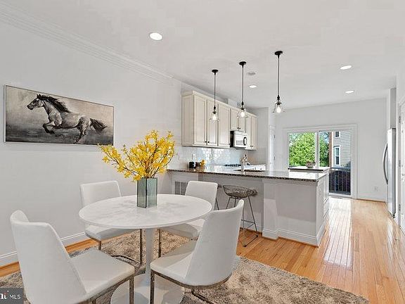 2nd image of 9436 Canonbury Sq