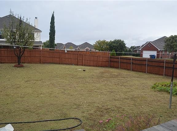 2nd image of 3605 Lombardy Dr