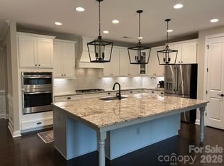 979 Stebbins Dr, Fort Mill, SC 29715