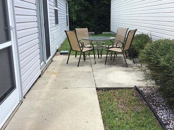 2nd image of 3456 Roanoke St