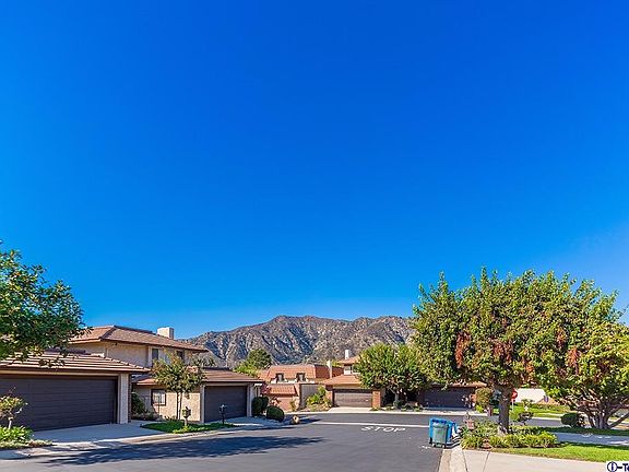 3rd image of 736 Galaxy Heights Dr