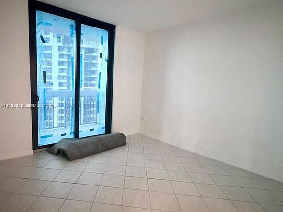 4th image of 540 Brickell Key Dr APT 1603