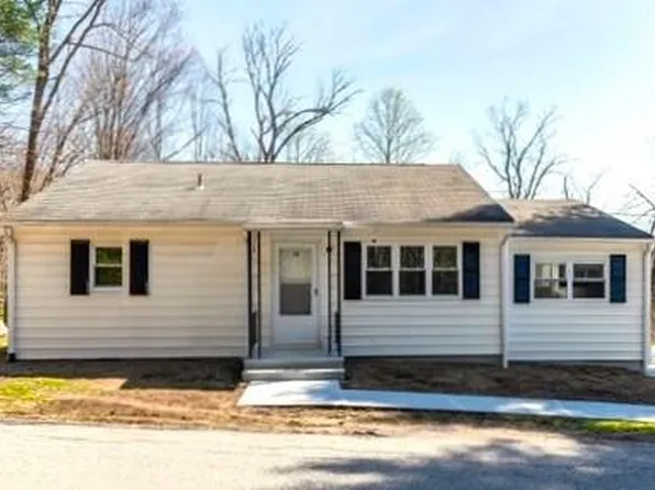 26 Kent Shore Drive, Carmel, NY 10512