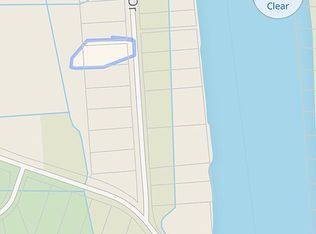 621 Sea Gate Dr, Newport, NC 28570