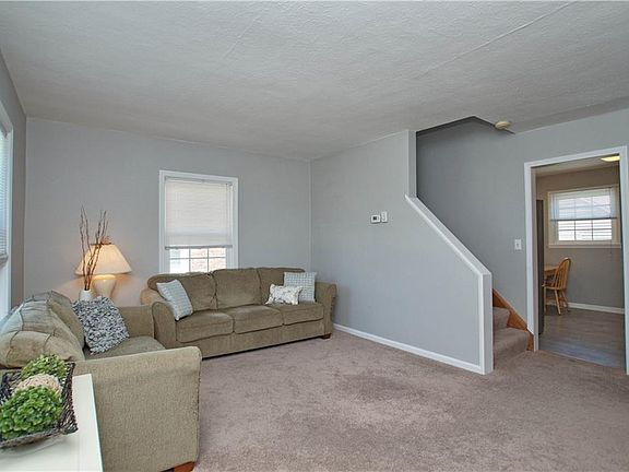 4th image of 379 E 327th St