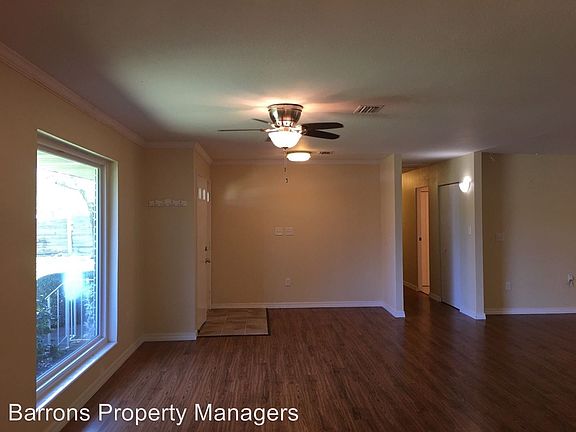 4th image of 19 Camelia St