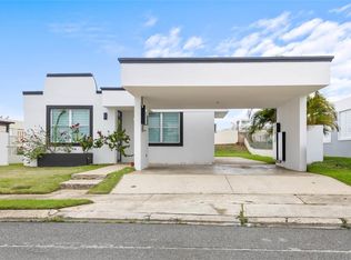 4 Julio Almeda Estancias De Carrizales, Hatillo, PR 00659