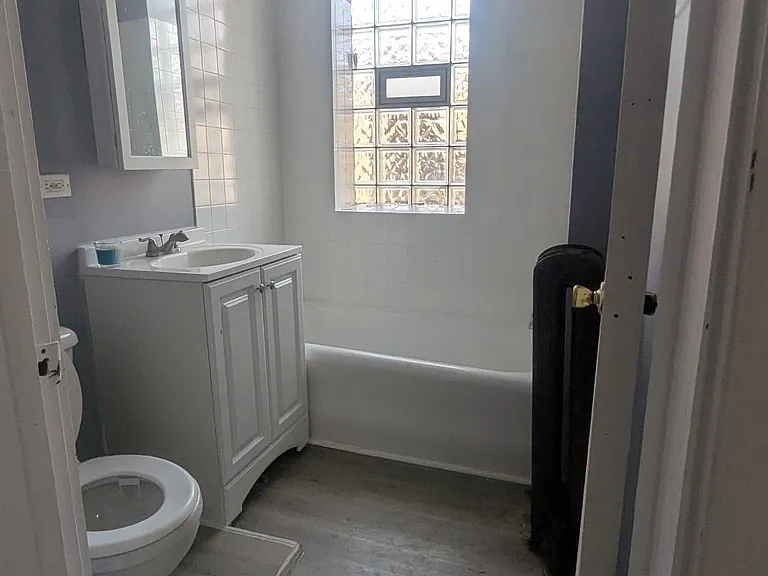 8118 S Drexel Ave #3E — Photo 3