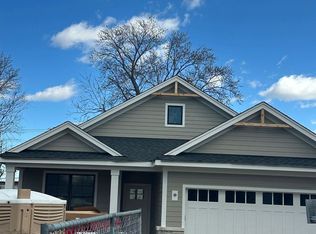 4119 N Lincoln St, Westmont, IL