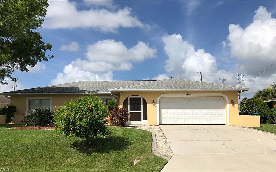 1st image of 2214 SE 8th Pl
