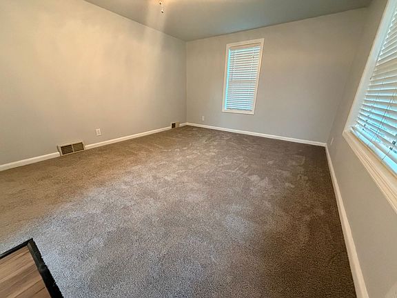 3rd image of 3137 Bermuda Ln