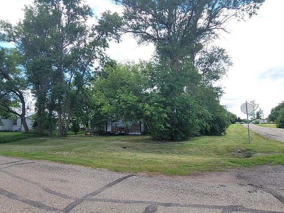 3rd image of 174 N Main St