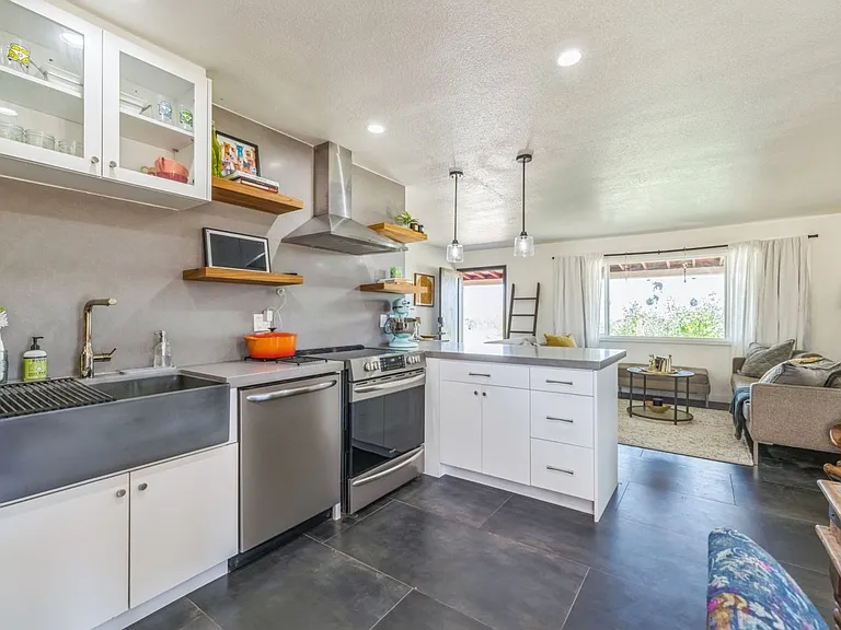 61381 Alta Mura Dr — Photo 12