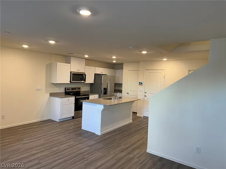1912 Alouette Vista St — Photo 9