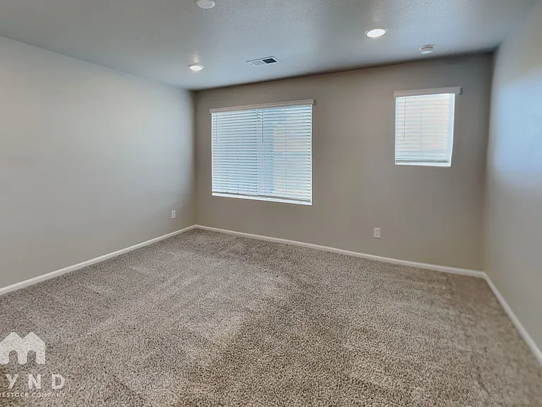 6357 N Netherland Ct — Photo 7
