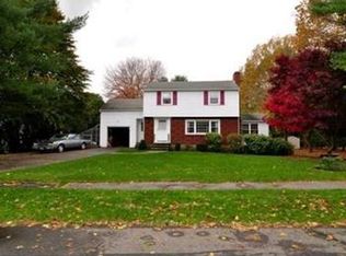 6 Brent Rd, Lexington, MA 02420