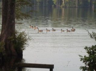 317 Tuscarora Beach Rd, Winton, NC 27986