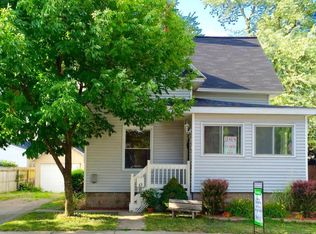 63 Pearl St NW, Sparta, MI 49345
