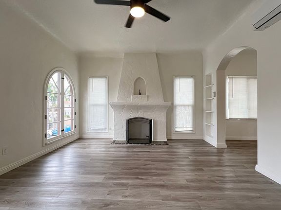 5th image of 3325 E 2nd St #3