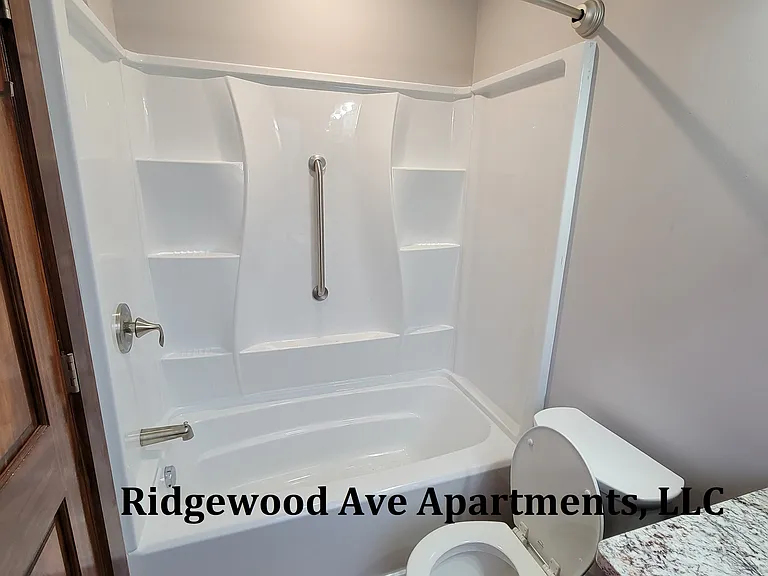 400 Ridgewood Ave #1 — Photo 12