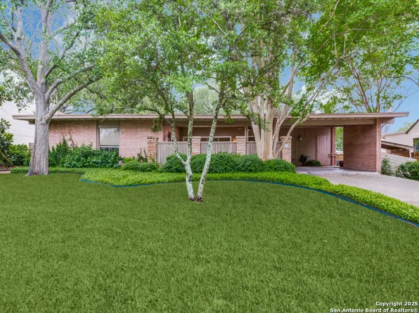 104 Coventry Ln., San Antonio, TX 78209