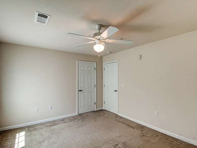 Holston Ridge Apartments — Photo 10