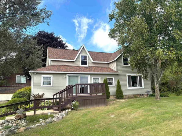3683 Lake Pleasant Rd, North Branch, MI 48461