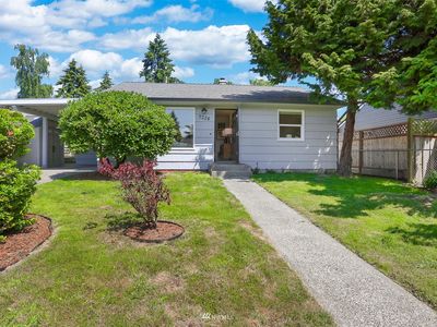 9228 32nd Avenue SW, Seattle, WA, 98126