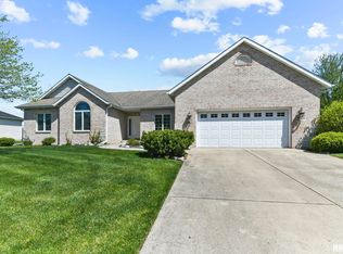 3313 Panther Creek Dr, Springfield, IL 62711