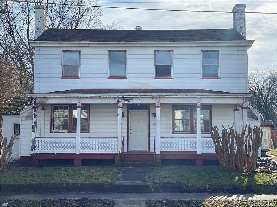 1st image of 132 New St