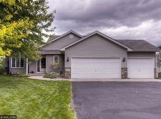 11164 Hillsboro Ct, Champlin, MN 55316