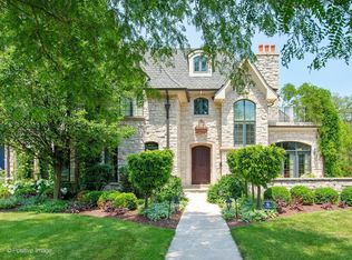 708 Hill Ave, Glen Ellyn, IL