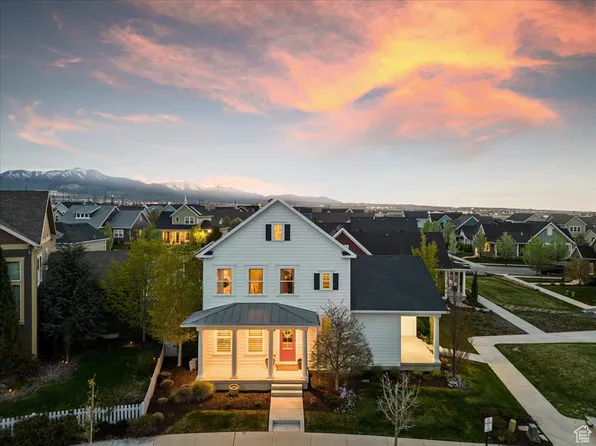 5154 W Longbow Dr, South Jordan, UT 84009