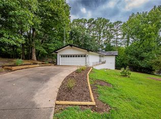 1 Kalynn Ln, Bella Vista, AR 72714