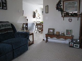4th image of 305 12 1/2 Ave E